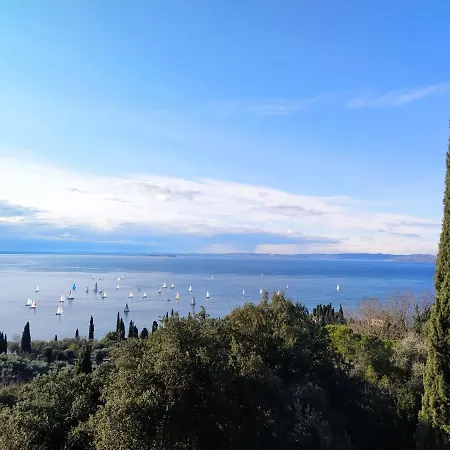 Holiday home In The Green, Extraordinary Silent Position, Great View