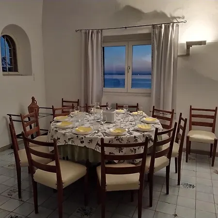 In The Green, Extraordinary Silent Position, Great View Holiday home Garda (Verona)